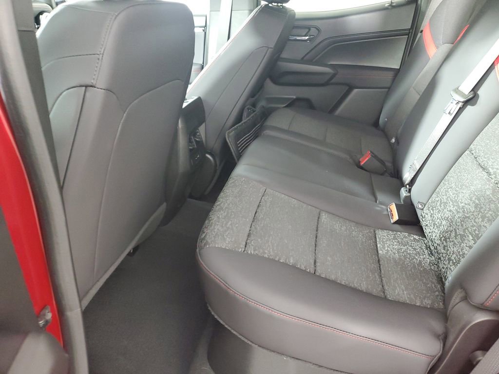 Used 2024 Chevrolet Colorado Z71 w/ LPO, Dark Essentials Package image 13