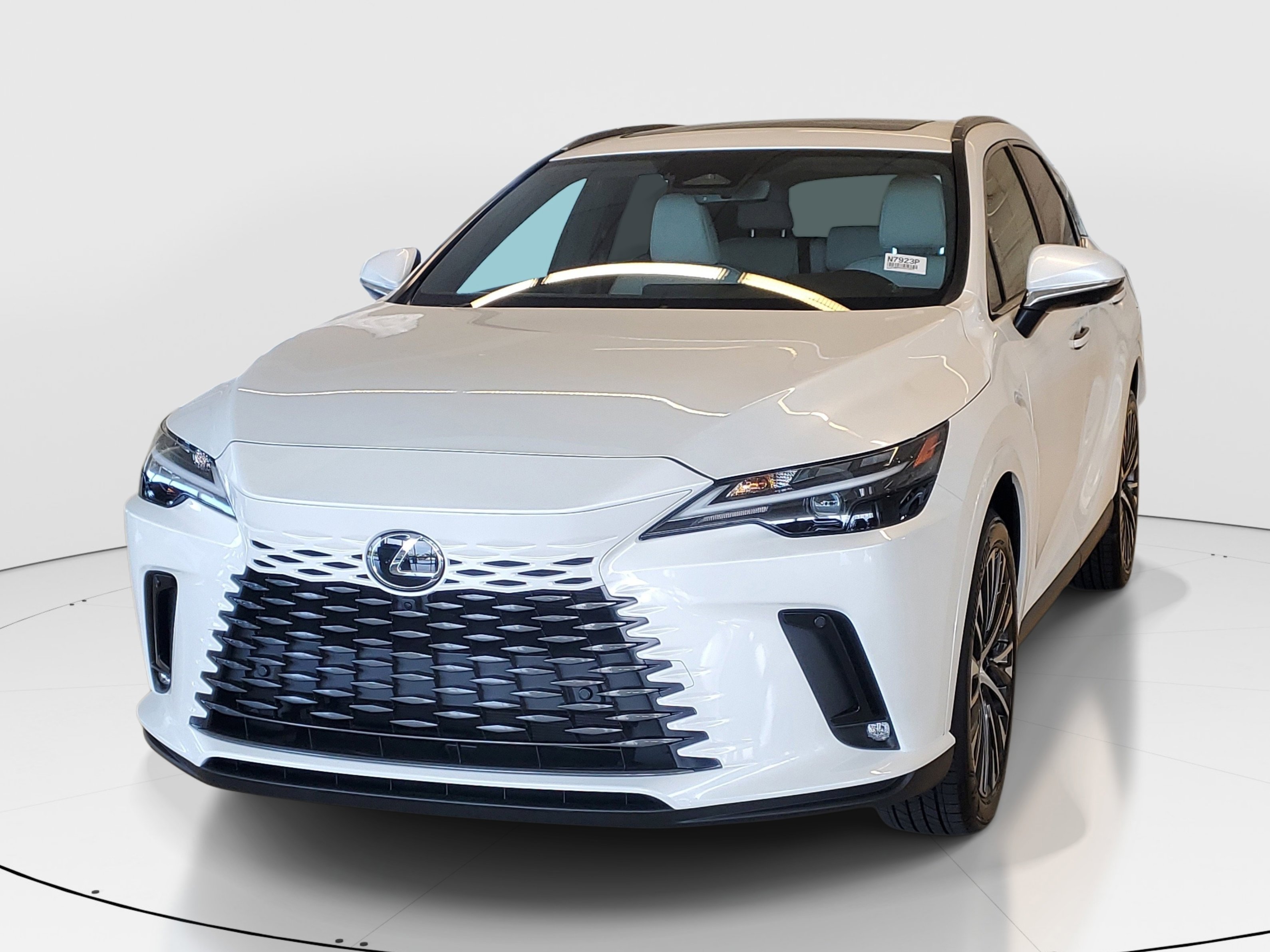 Used 2025 Lexus RX 350 Premium Plus FWD image 4