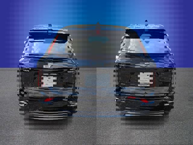 New 2026 Cadillac Optiq Luxury 2 image 4