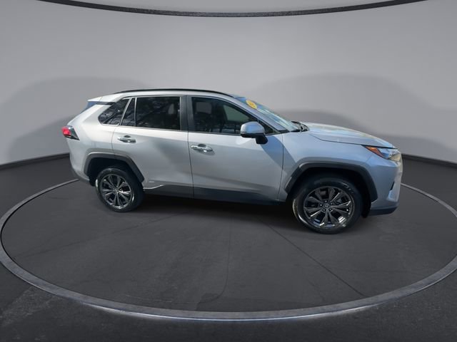 Used 2023 Toyota RAV4 Limited image 18