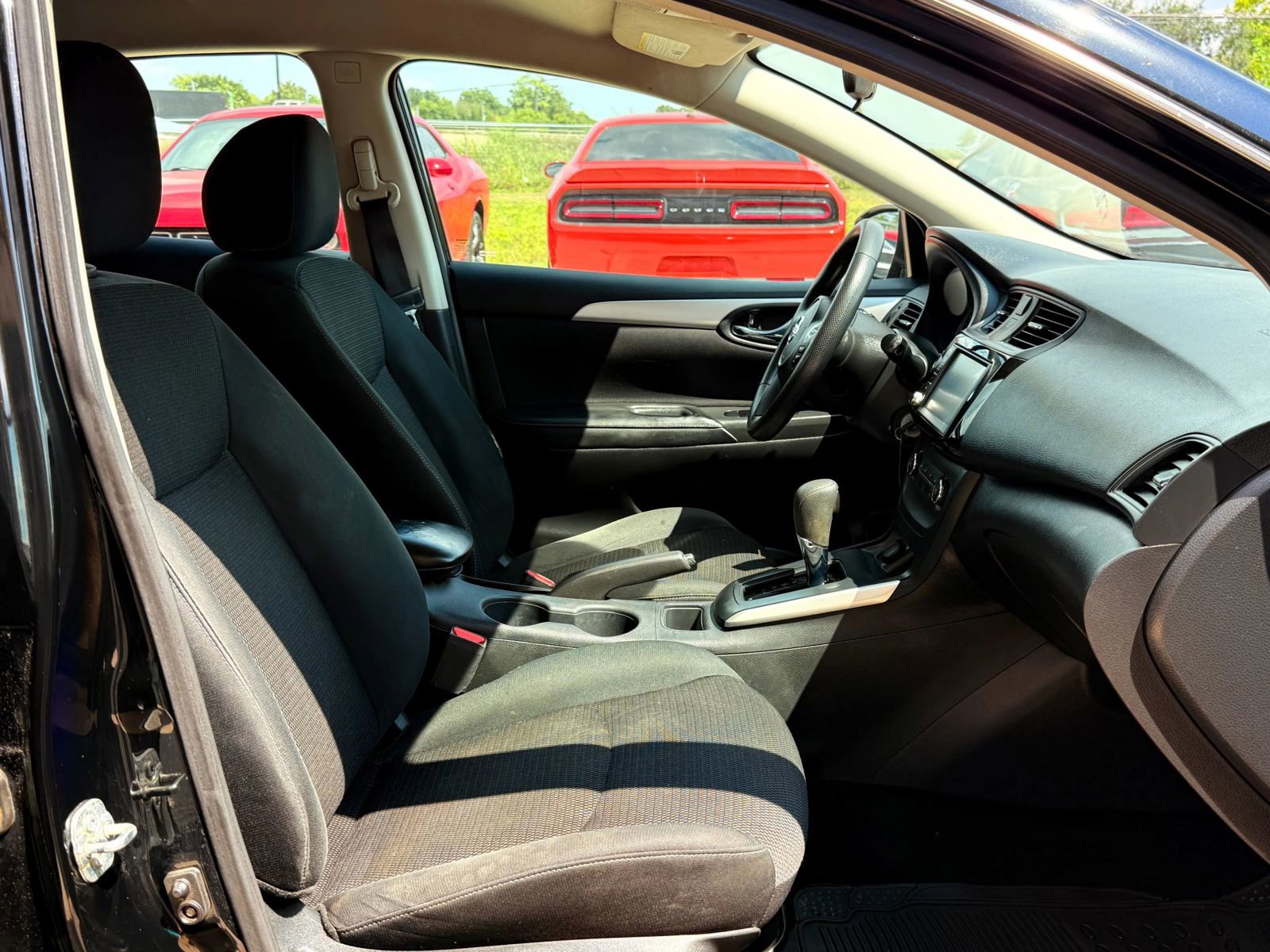 Used 2019 Nissan Sentra S image 41