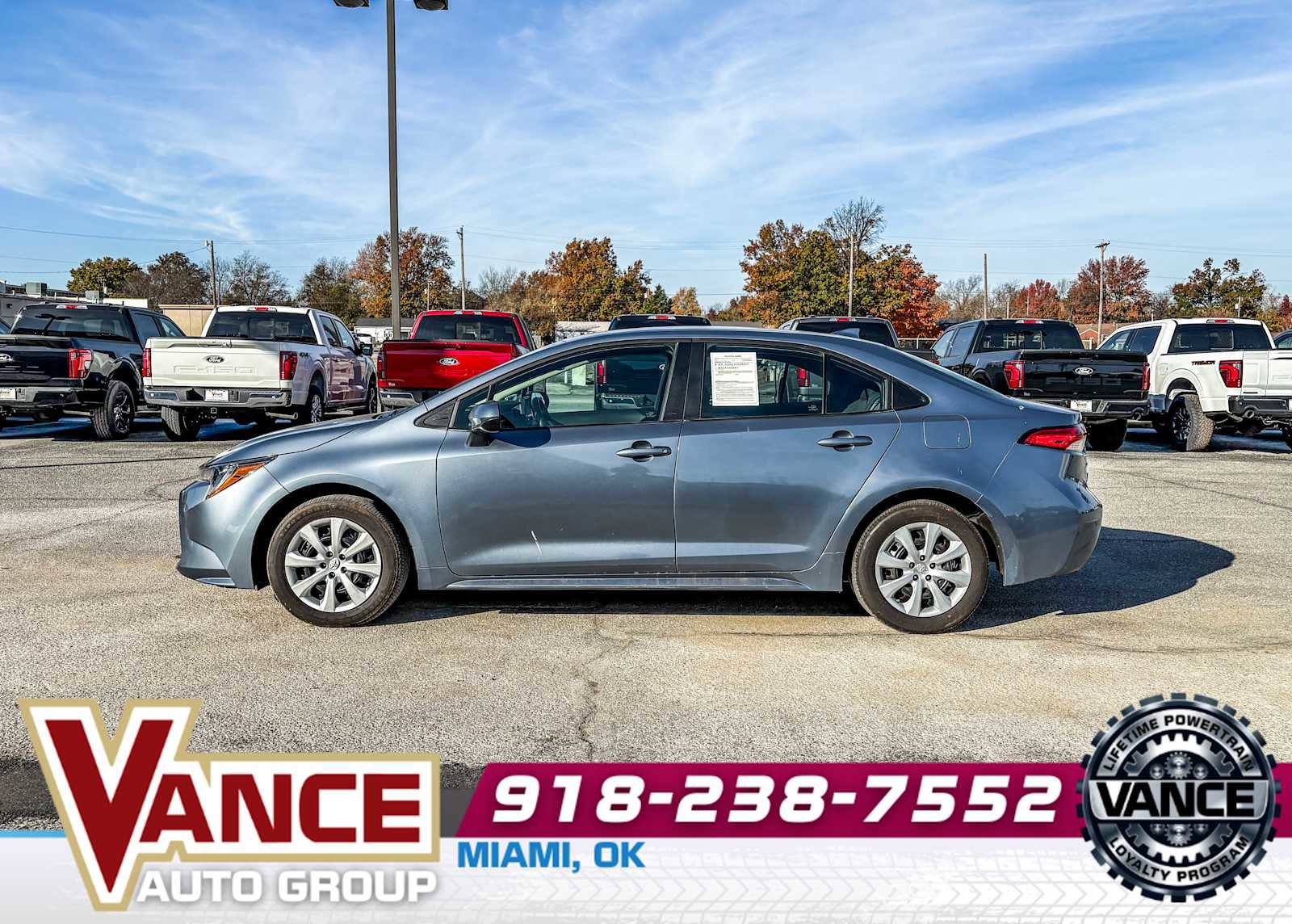 Used 2022 Toyota Corolla LE image 4