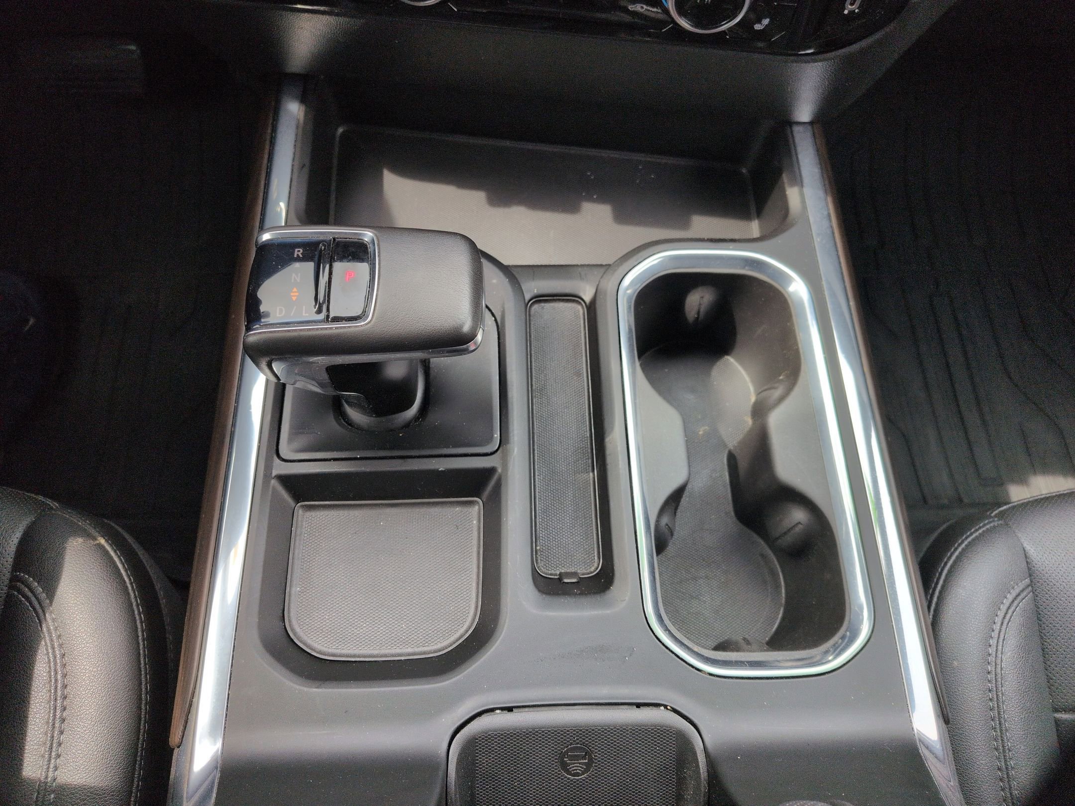 Used 2022 GMC Sierra 1500 SLT w/ SLT Premium Plus Package image 14