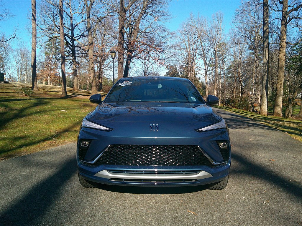 Used 2025 Buick Envista Avenir image 2