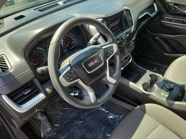 Used 2023 GMC Terrain SLE w/ Driver Convenience Package FWD image 16