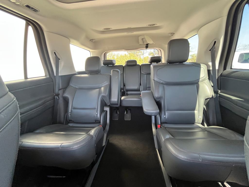 Used 2025 Ford Expedition Active image 17