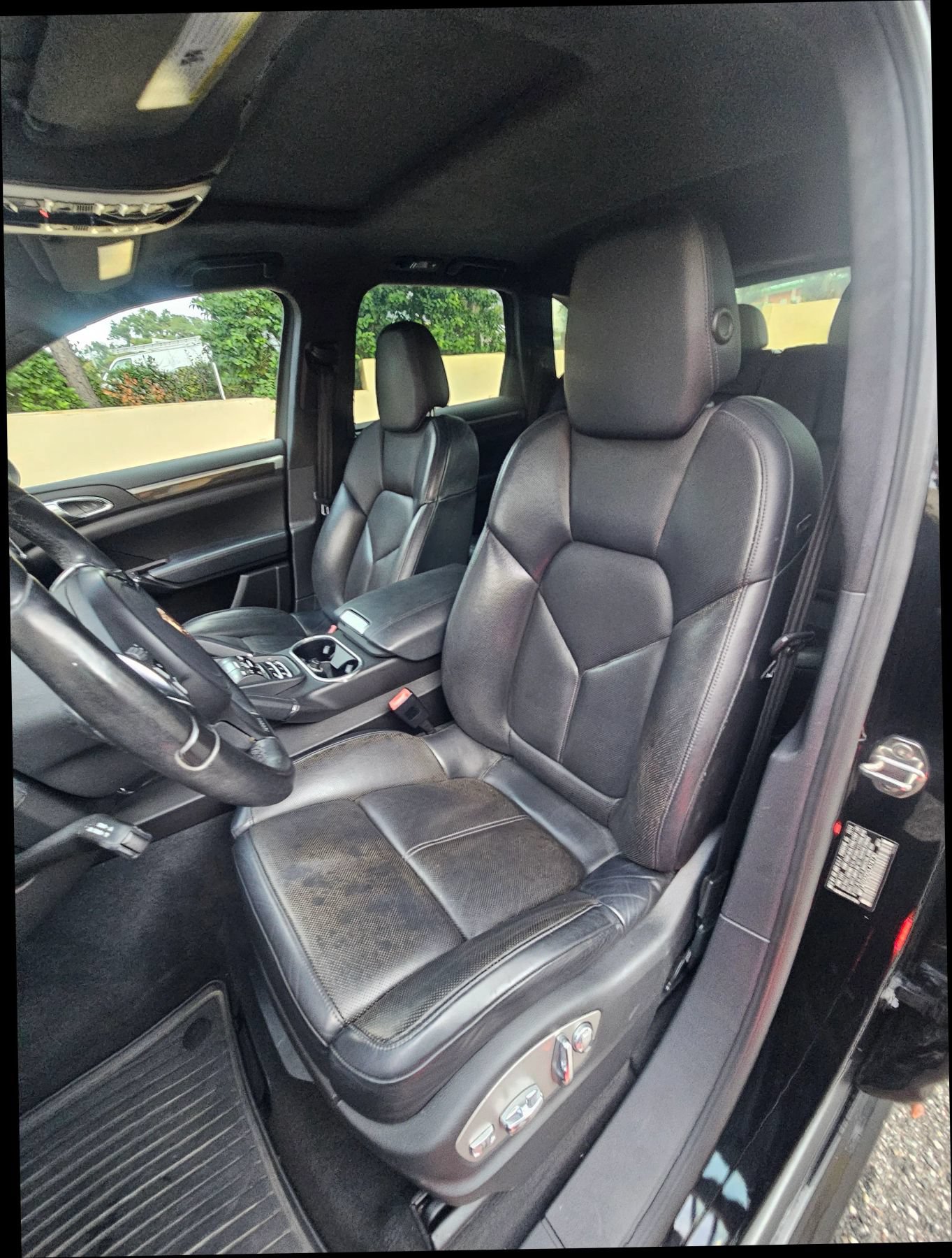 Used 2013 Porsche Cayenne GTS AWD/4WD image 10