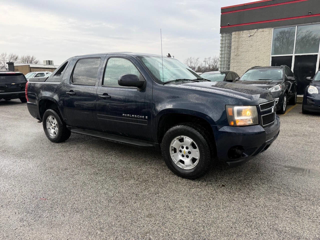 Used 2008 Chevrolet Avalanche LT image 3