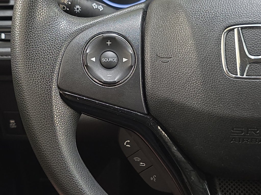 Used 2022 Honda HR-V LX image 20