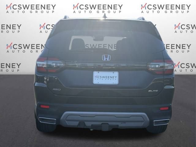 Used 2023 Honda Pilot Elite image 4