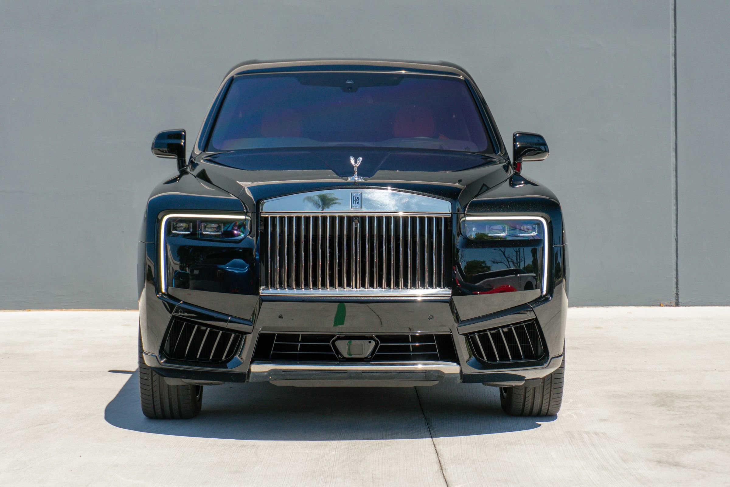 Used 2025 Rolls-Royce Cullinan image 4