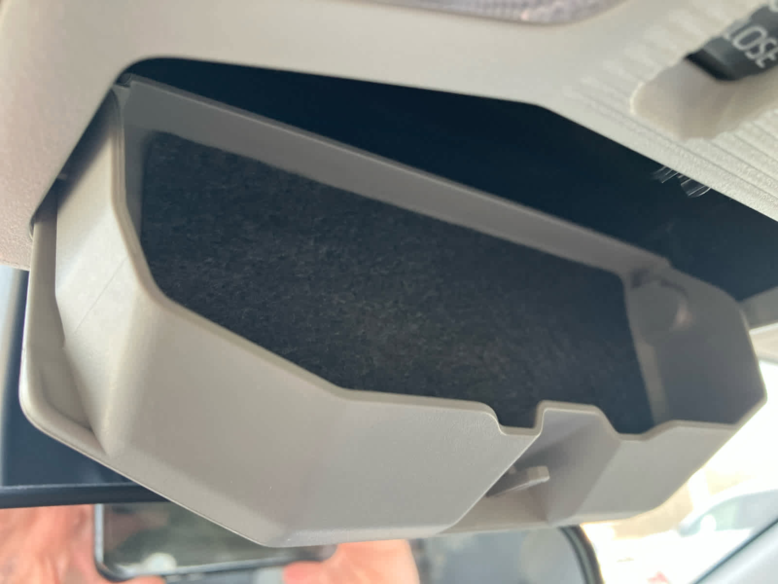 Used 2021 Toyota RAV4 XLE Premium image 18