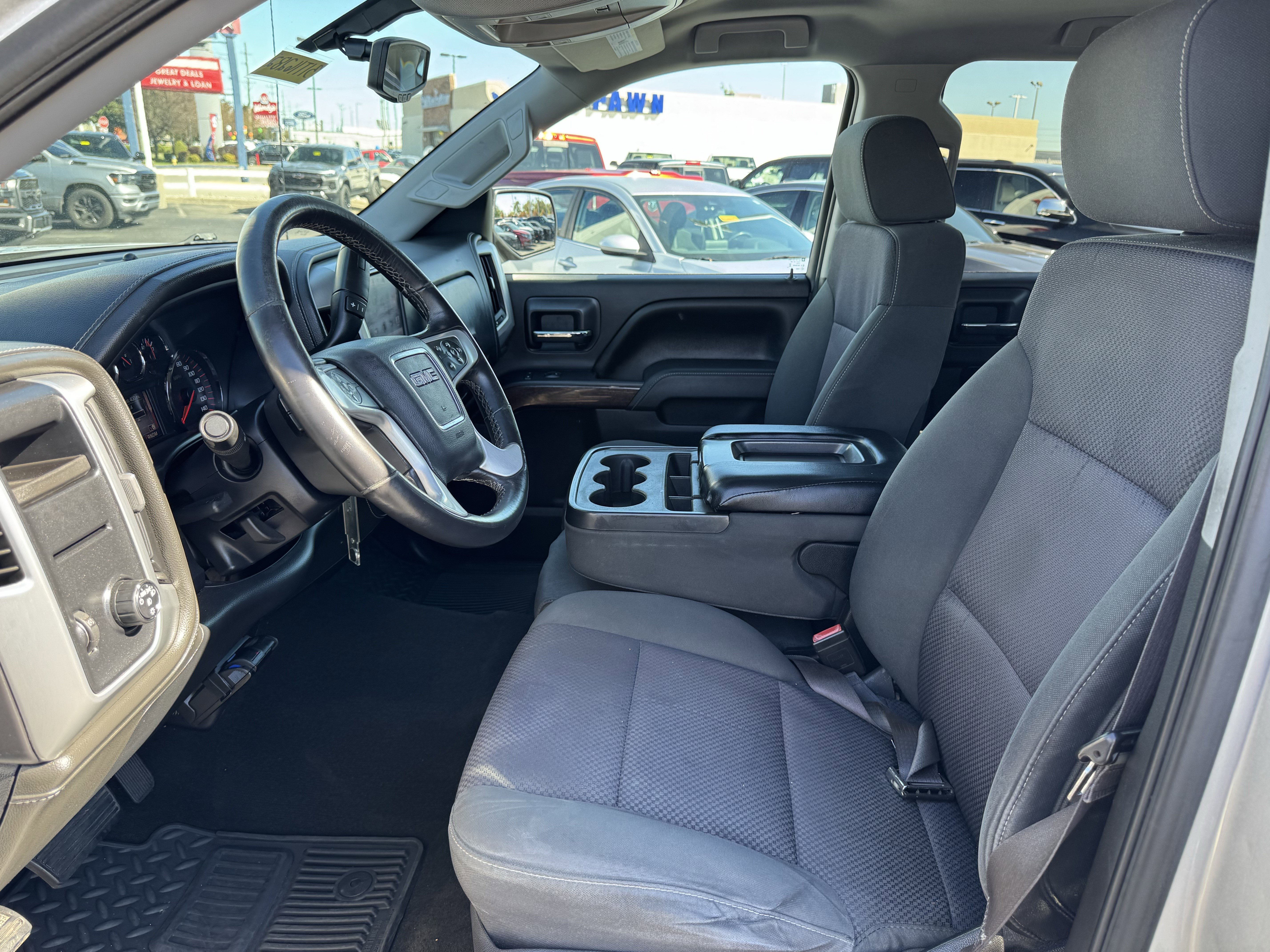 Used 2015 GMC Sierra 1500 SLE w/ SLE Value Package image 26