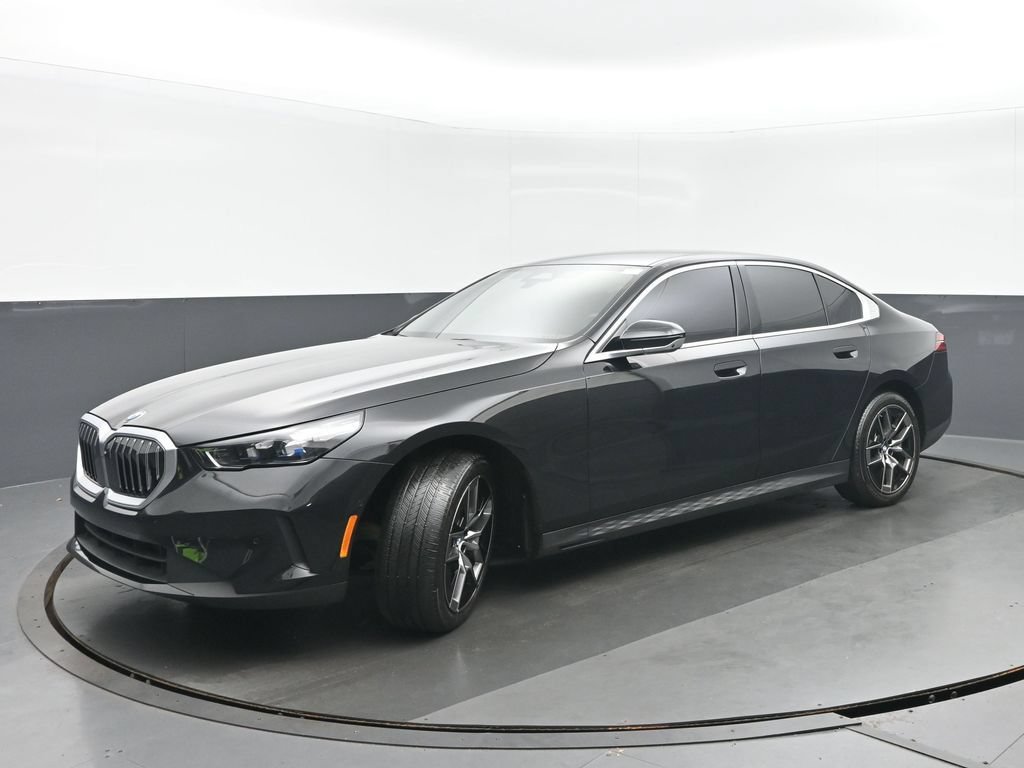 Used 2026 BMW 530i xDrive w/ Executive Package AWD/4WD image 7