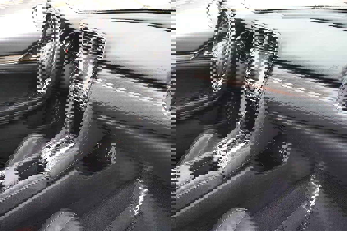 Used 2019 Honda Civic EX-L image 12