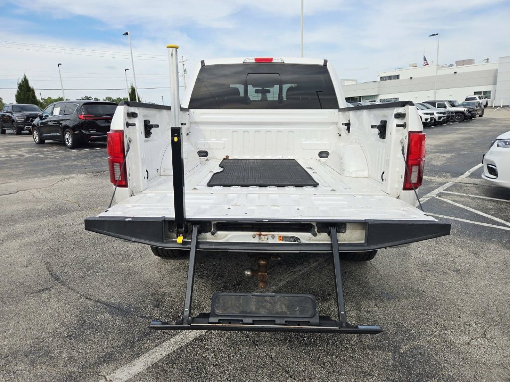 Used 2019 Ford F150 Lariat w/ Equipment Group 502A Luxury AWD/4WD image 15