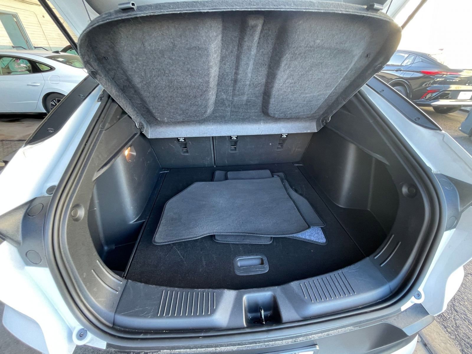 Used 2025 Buick Envista Preferred image 30