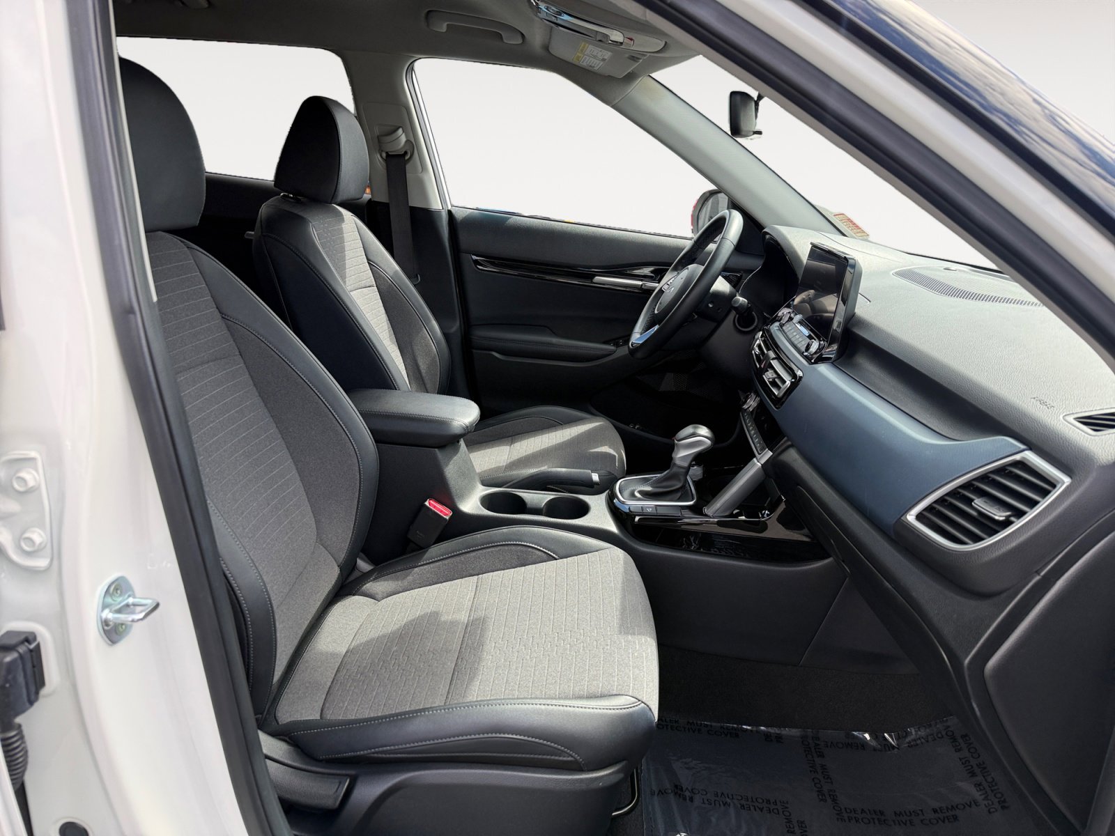 Used 2023 Kia Seltos S w/ Navigation Package image 19