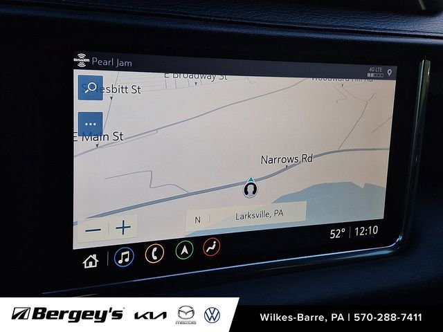 Used 2021 GMC Yukon Denali w/ Denali Premium Package image 20