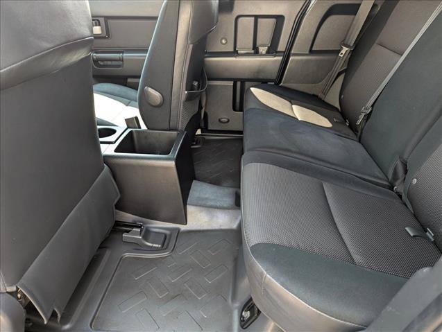 Used 2010 Toyota FJ Cruiser 4WD image 18