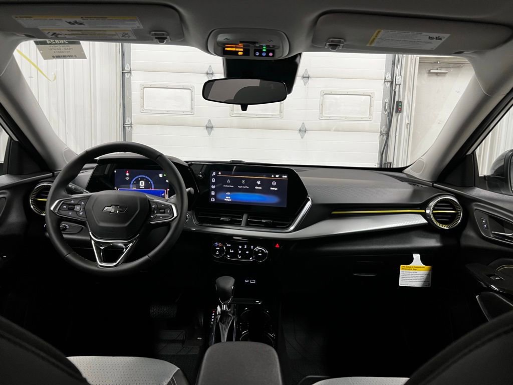 New 2026 Chevrolet Trax LT w/ Driver Confidence Package FWD image 33