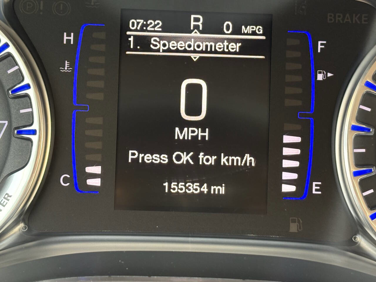 Used 2015 Chrysler 200 Limited w/ Convenience Group image 32