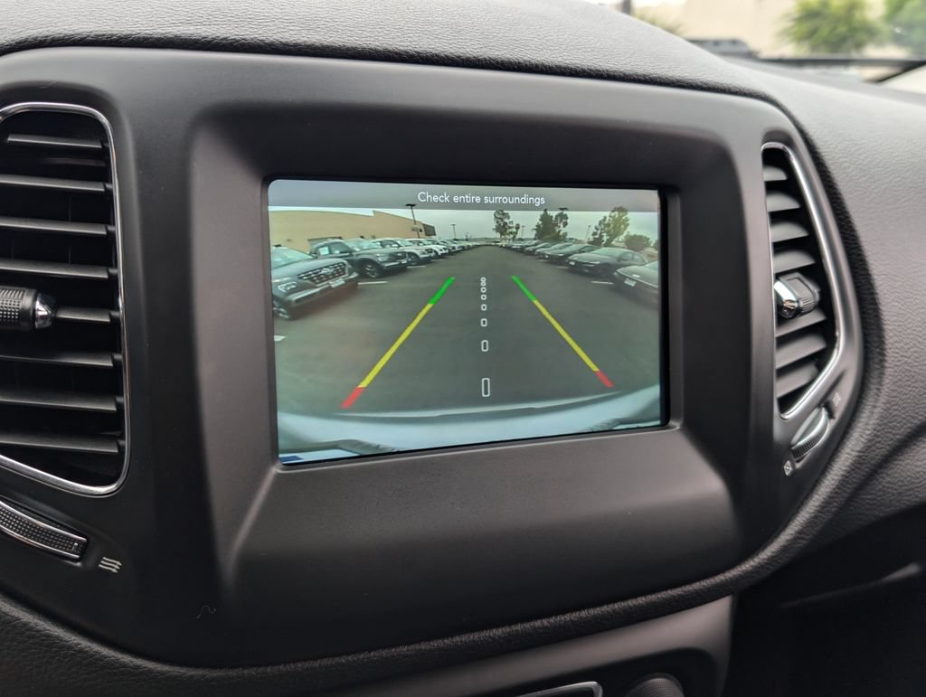 Used 2020 Jeep Compass Latitude w/ Safety & Security Group FWD image 23