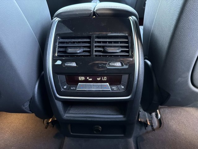 Used 2023 BMW X5 xDrive40i w/ Executive Package AWD/4WD image 23