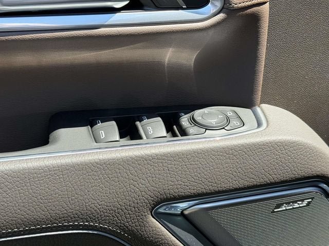 New 2026 GMC Sierra 3500 Denali w/ Denali Reserve Package AWD/4WD image 10