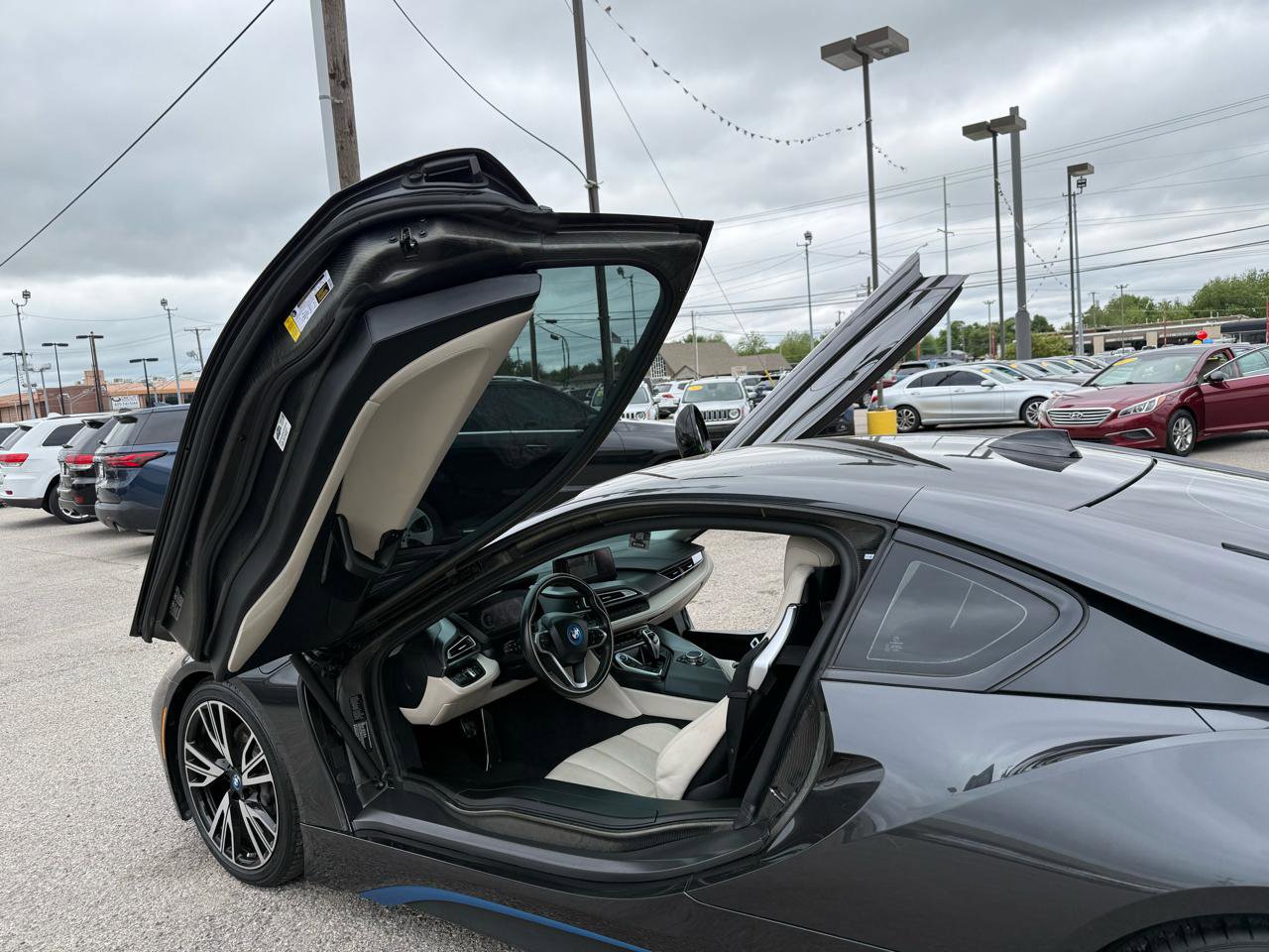 Used 2016 BMW i8 AWD/4WD image 9
