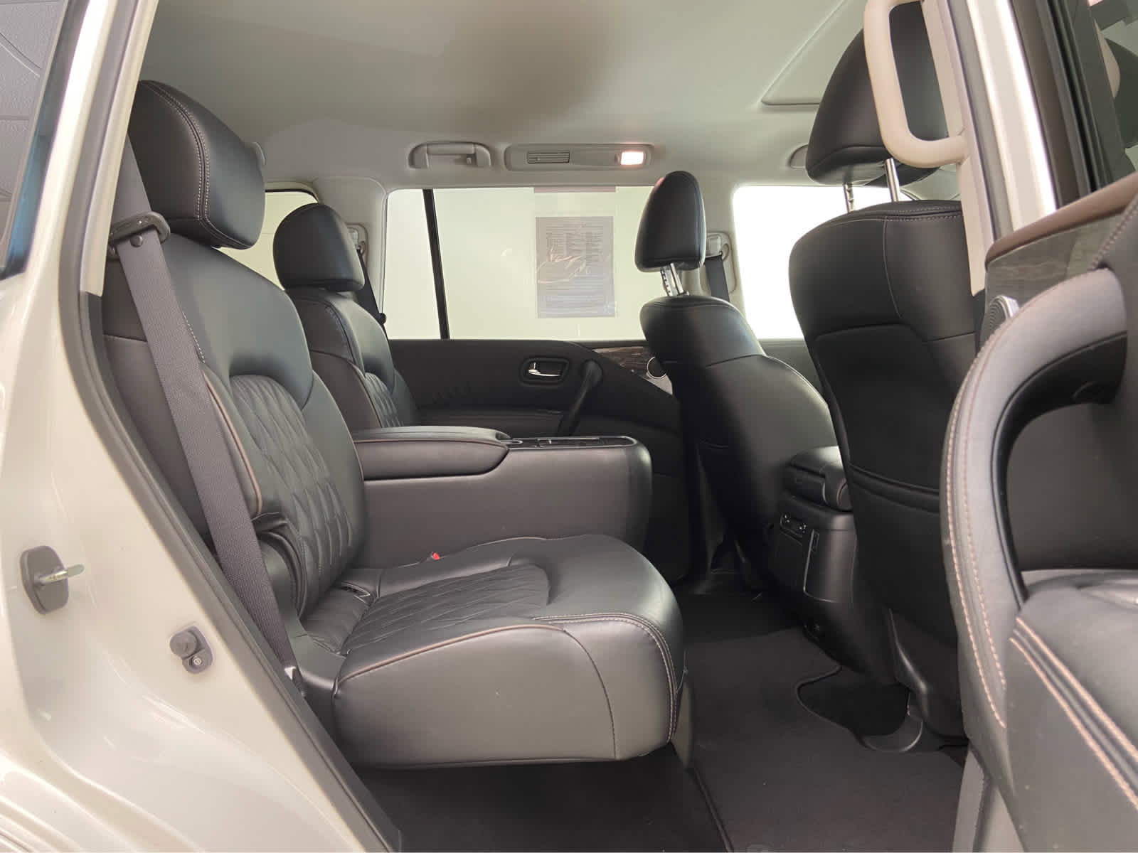 Used 2024 Nissan Armada Platinum w/ Captain's Chairs Package image 17