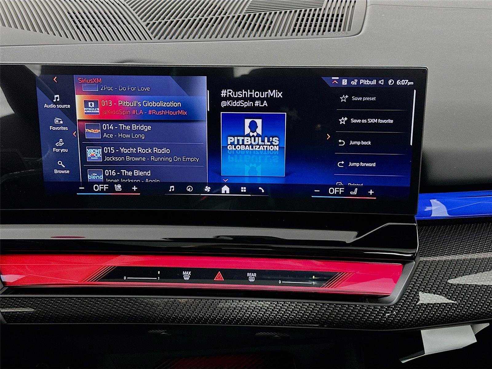 New 2026 BMW 550e xDrive image 15