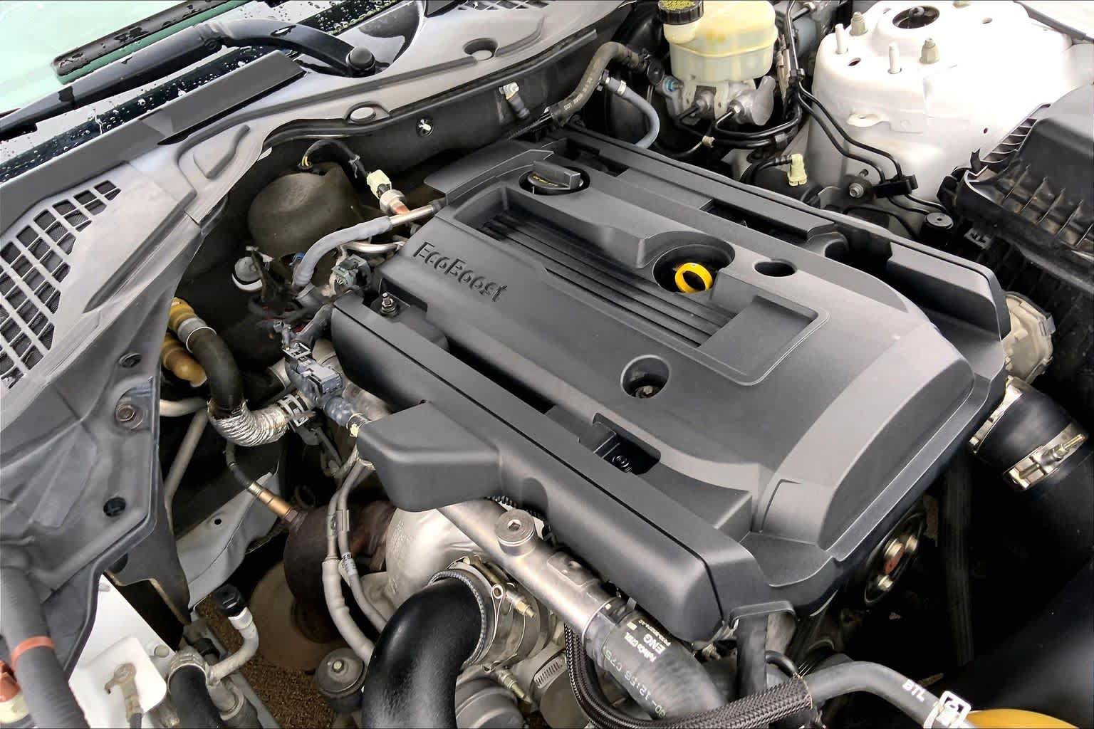 Used 2015 Ford Mustang Coupe RWD image 27