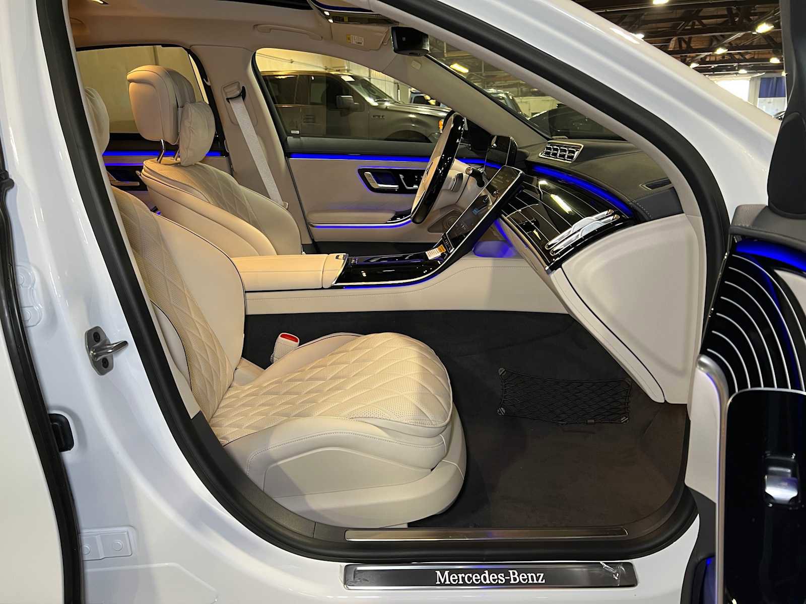 New 2026 Mercedes-Benz S 580 4MATIC Sedan image 11