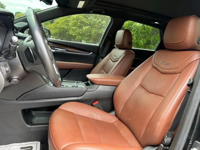 Used 2020 Cadillac XT5 Premium Luxury FWD image 13