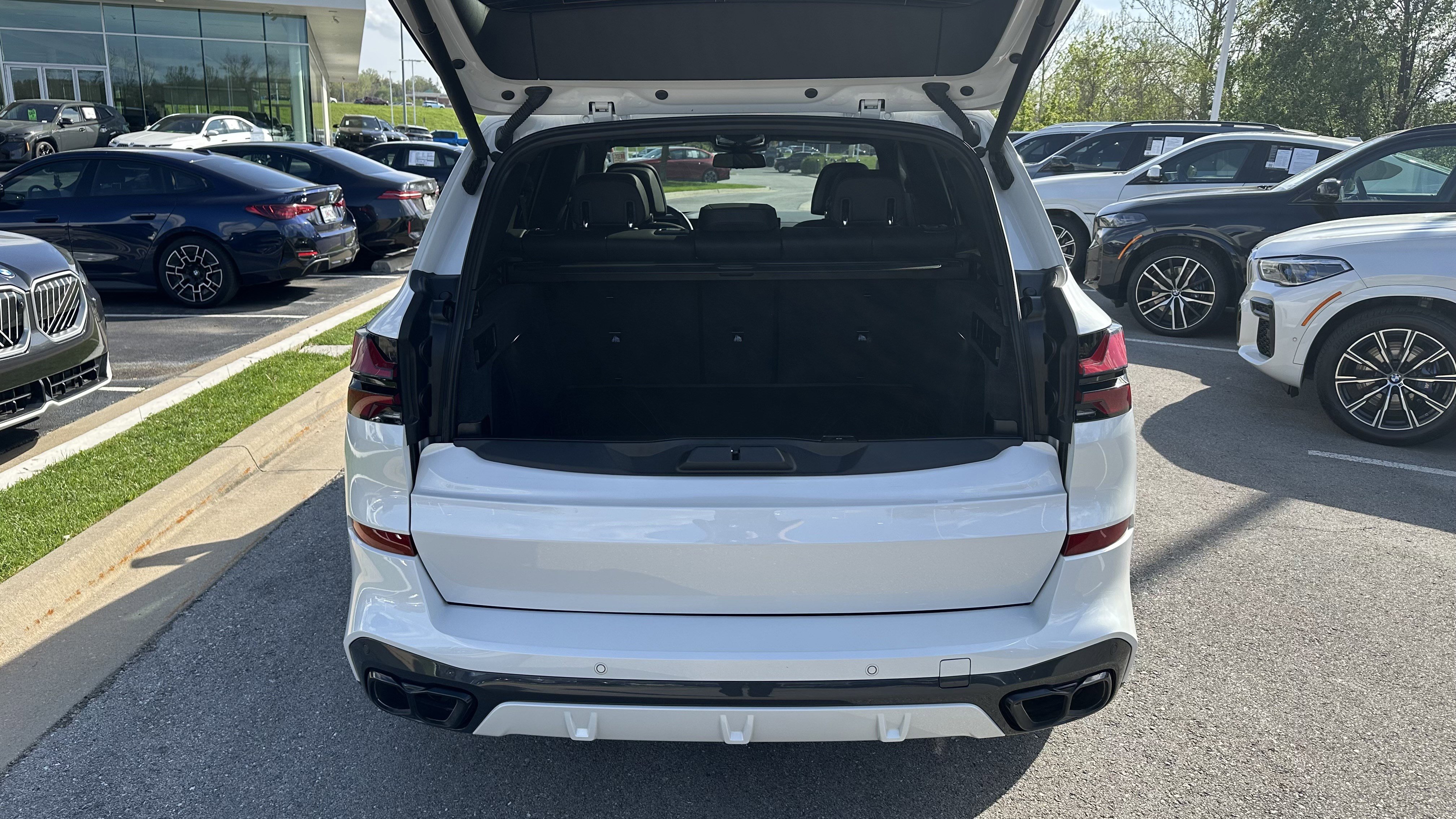 Certified 2025 BMW X5 M60i image 35