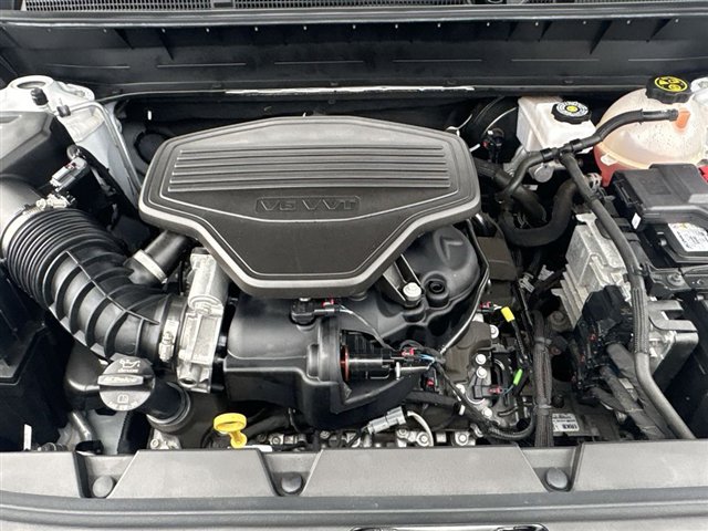 Certified 2023 GMC Acadia SLT image 29