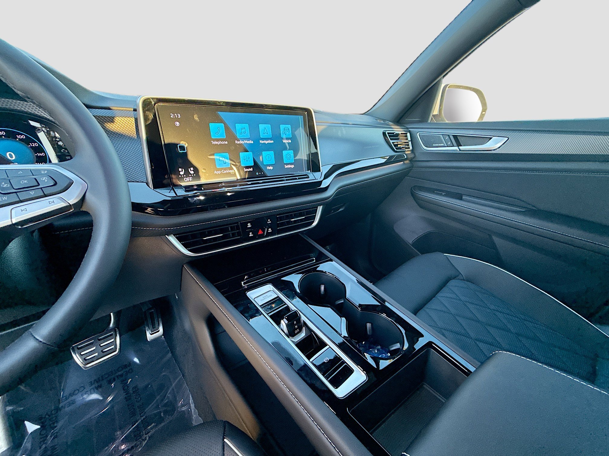 New 2026 Volkswagen Atlas Cross Sport SEL Premium R-Line image 28