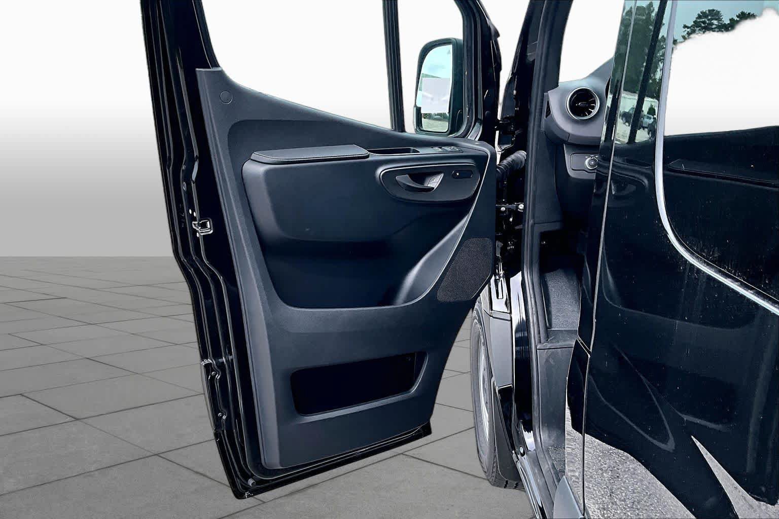 New 2026 Mercedes-Benz Sprinter 2500 image 10