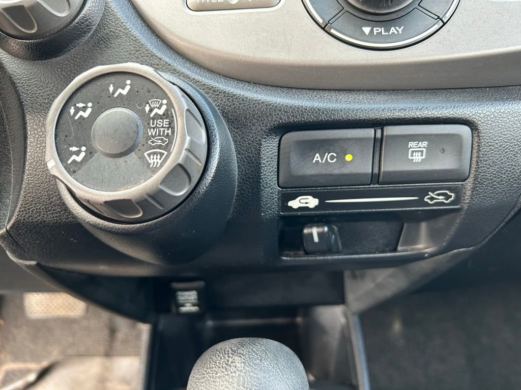 Used 2013 Honda Fit image 19