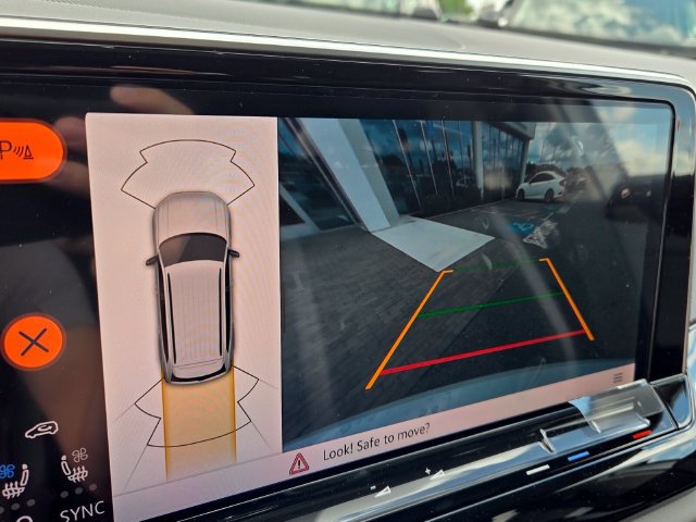 New 2026 Volkswagen Atlas Peak Edition AWD/4WD image 25