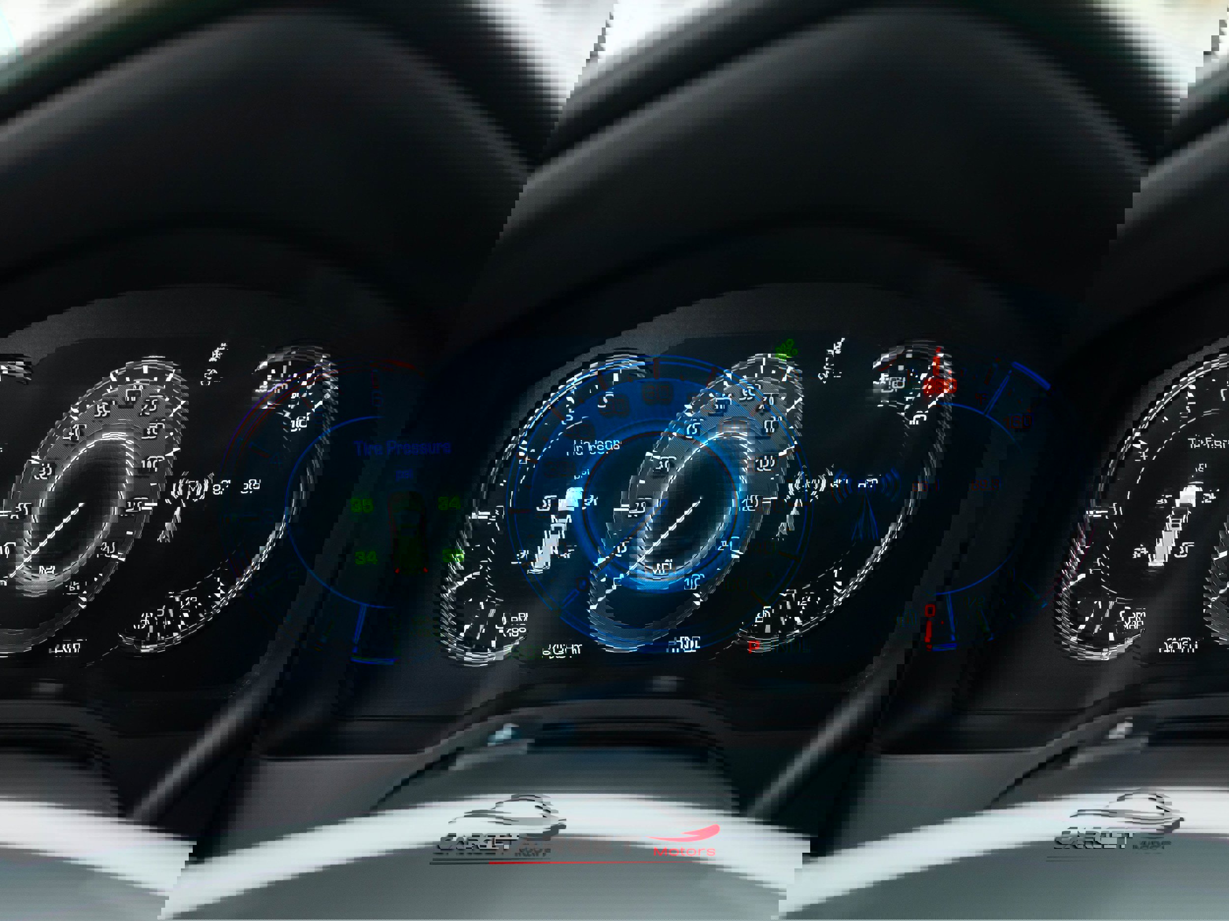 Used 2020 Cadillac Escalade Premium Luxury image 29