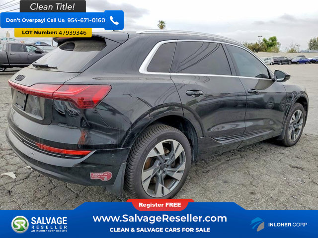 Used 2021 Audi e-tron Premium Plus w/ Premium Plus Package image 4