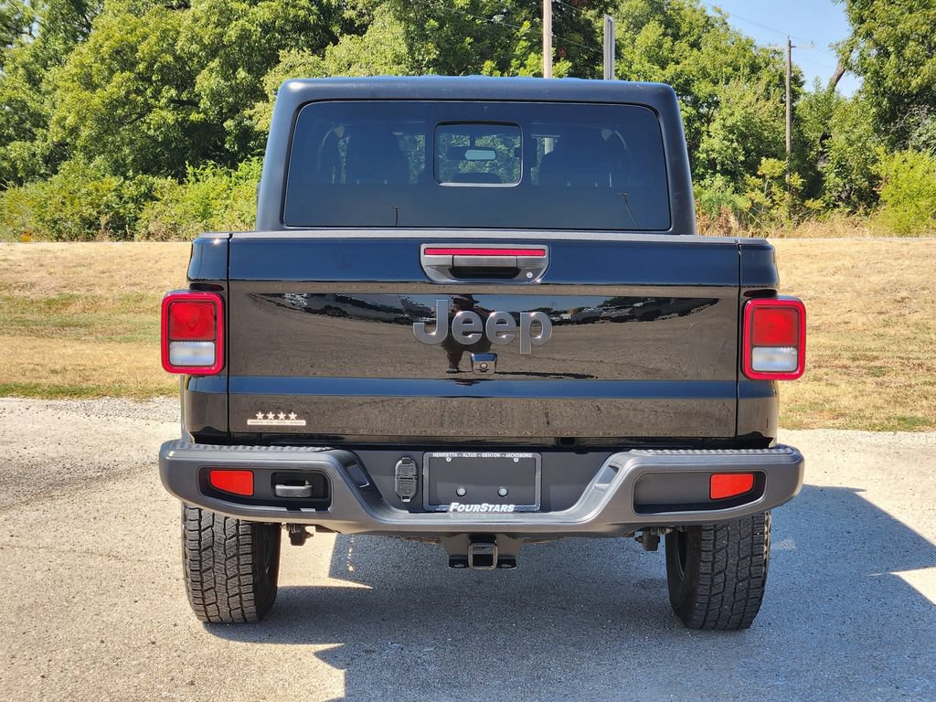 Used 2022 Jeep Gladiator Sport AWD/4WD image 6