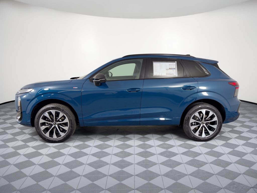 New 2026 Audi Q3 quattro 2.0T AWD/4WD image 2