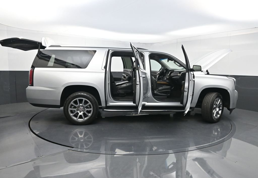 Used 2020 GMC Yukon XL Denali image 38