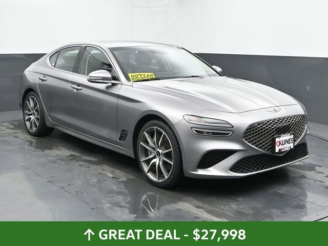 Used 2025 Genesis G70 2.5T RWD image 2
