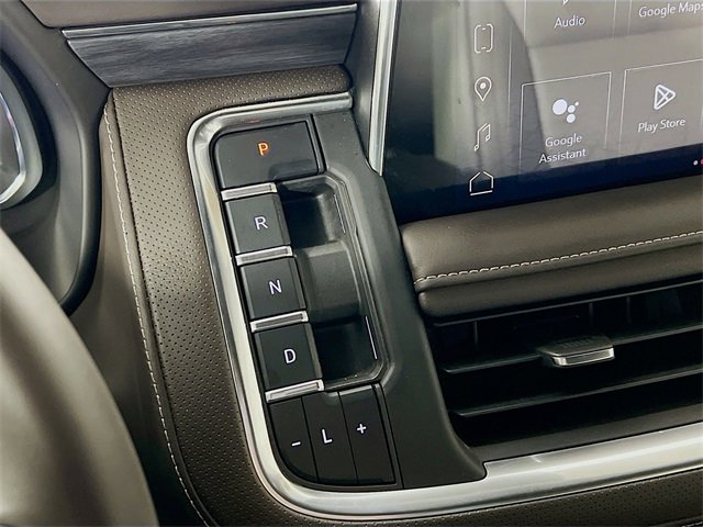 Used 2023 GMC Yukon SLT w/ SLT Luxury Package image 22