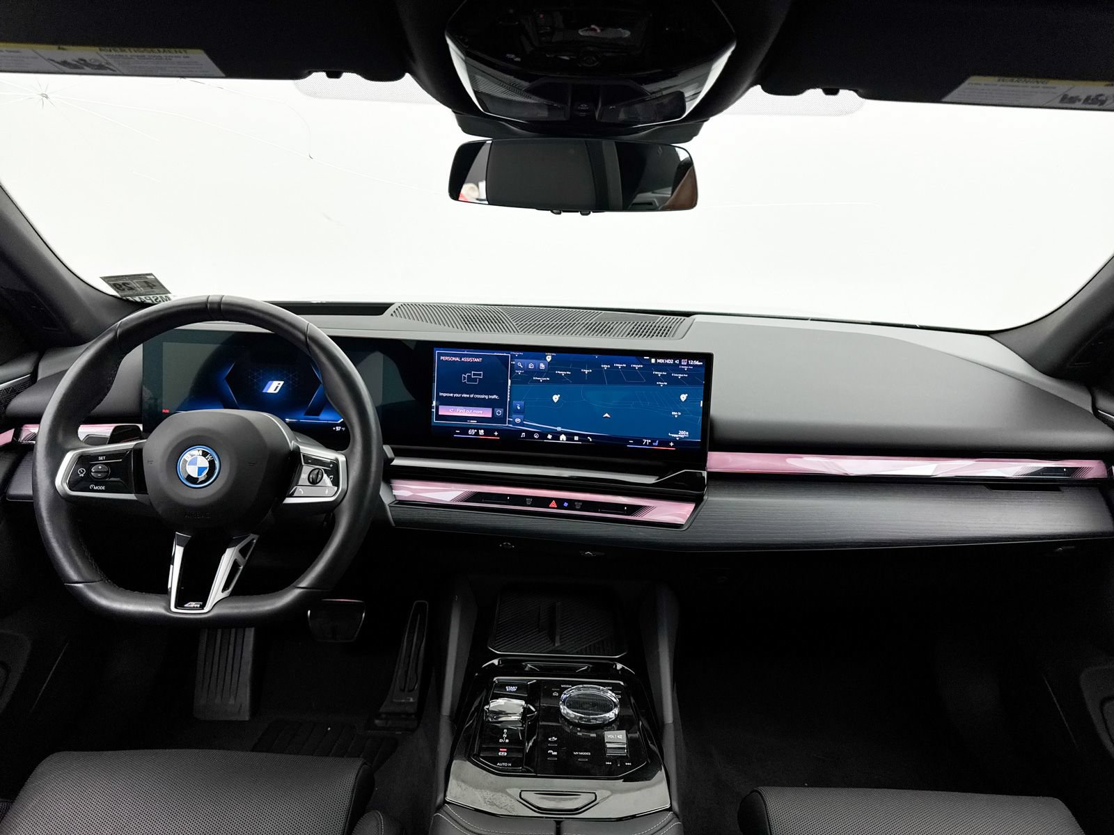 Used 2025 BMW i5 xDrive40 AWD/4WD image 23