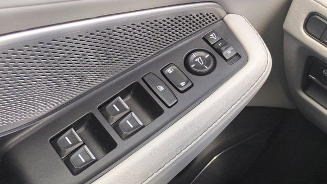 Used 2023 Acura MDX FWD w/ Technology Package image 14